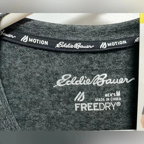 Eddie Bauer Men's Active Tee Crewneck Moisture Wicking - Picture 4 of 5